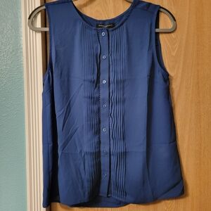Banana Republic Blue Sleevless Button-Down Blouse